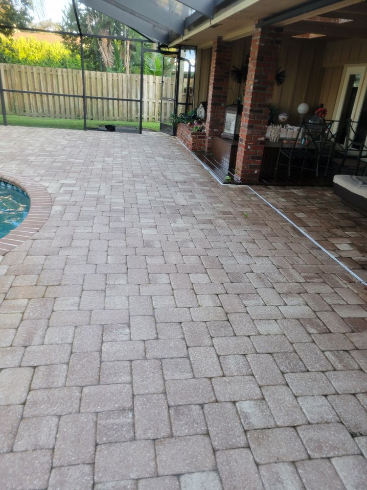 All Photos for L & J Palm Tree & Lawn Care Services in Jupiter, FL