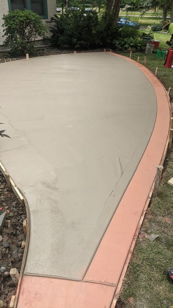 Our concrete services offer reliable and efficient concrete repair solutions, restoring the safety and appearance of your home’s surfaces. Trust our experts to maintain durability while enhancing curb appeal with precision workmanship. for Six Diamonds Concrete in Mounds View, MN