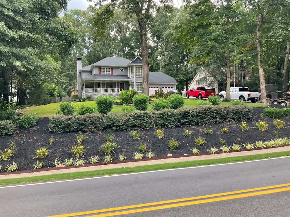 Fall Clean Up for Two Brothers Landscaping in Atlanta, Georgia