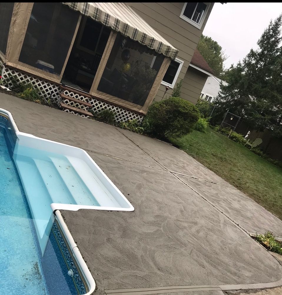 Driveways & Patios for Golden Hammer LLC in Patchogue, NY