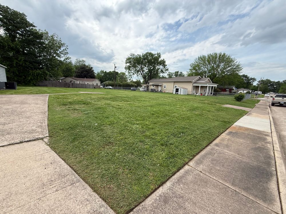 All Photos for Sandoval Lawn Care in Muldrow, OK