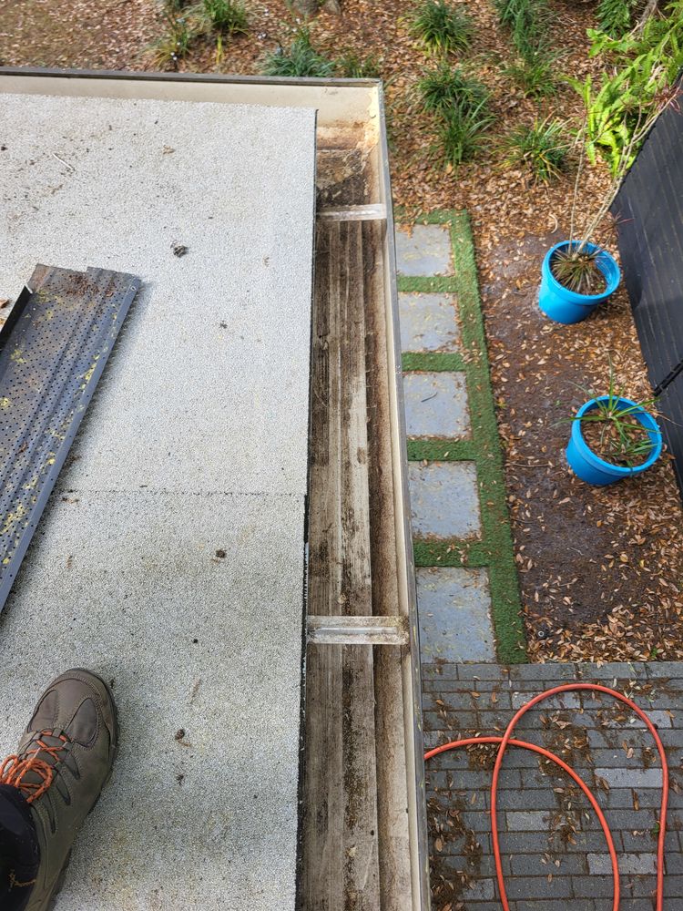 GUTTER CLEANING for Sam's French Drains and Landscape in Orlando, Florida