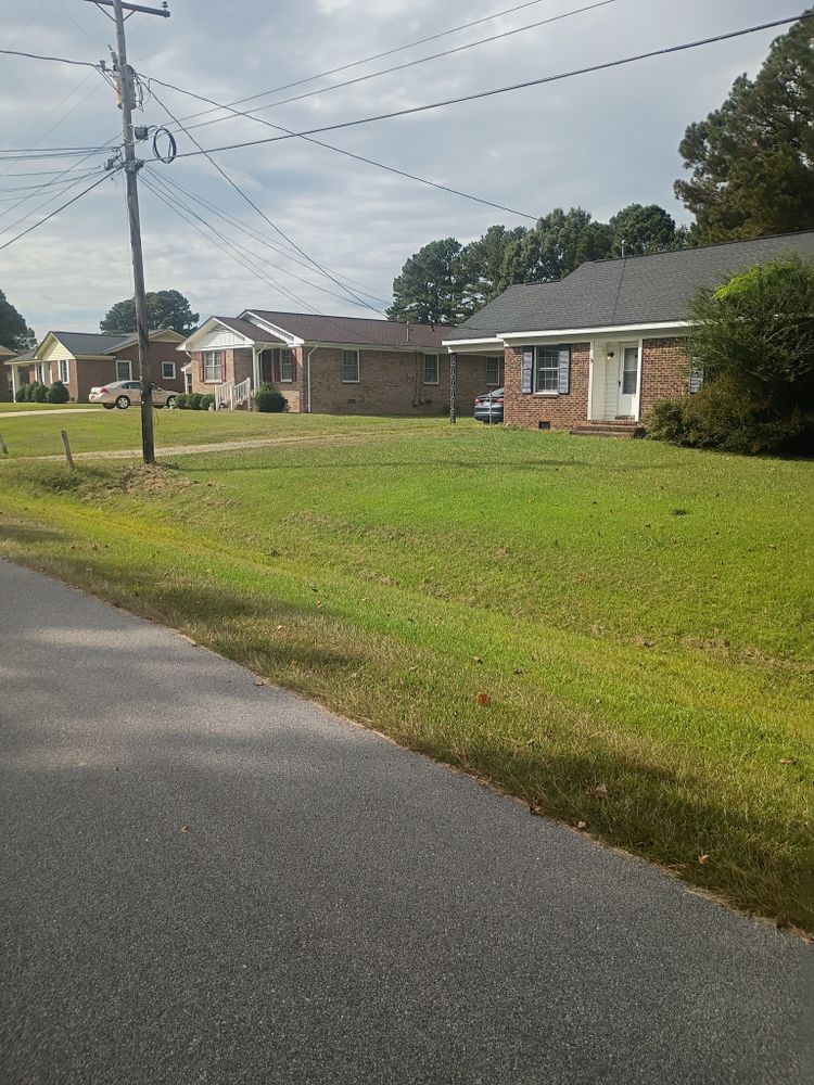 All Photos for Brothers On Point Lawn And Junk Removal in Wilson, NC