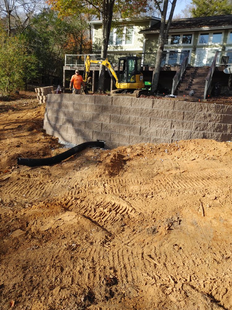 Lafollette Mulch, Stone and Lawn Care team in La Follette, TN - people or person