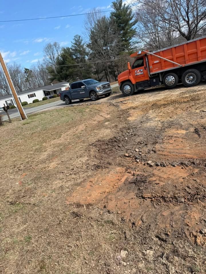 All Photos for Gus’s Paving and Sealcoating in Lynchburg, VA