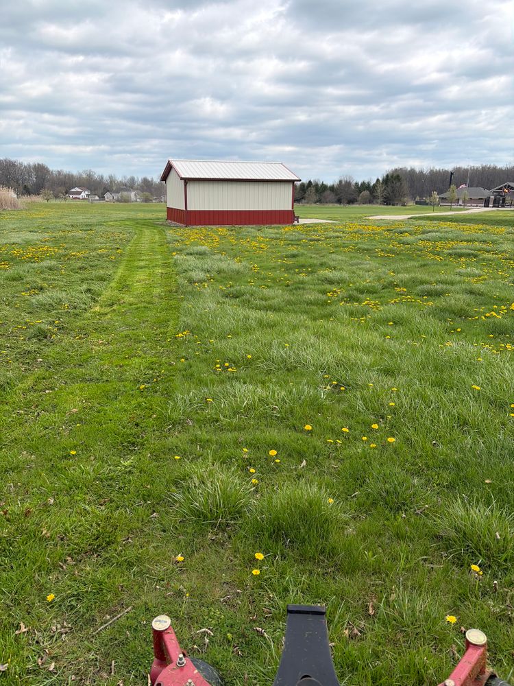 Natural Stone Hardscape for Youngstown Lawn & Patio Design in Canfield, OH