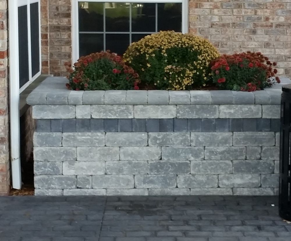 Retaining Wall for Landscape Renovators Inc. Michael Bombly in Lecanto, FL