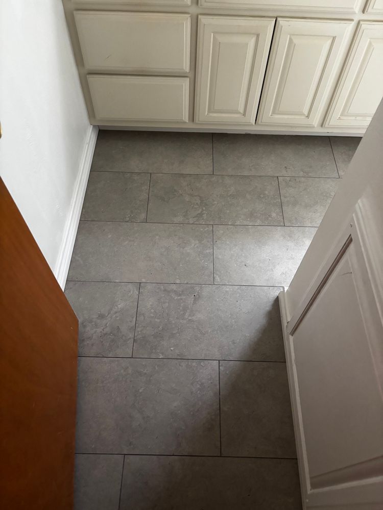 All Photos for Hill's Carpet & Remodeling in Odessa, TX