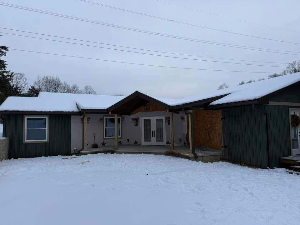 All Photos for Top Hand Roofing and Gutter in Pomeroy, OH