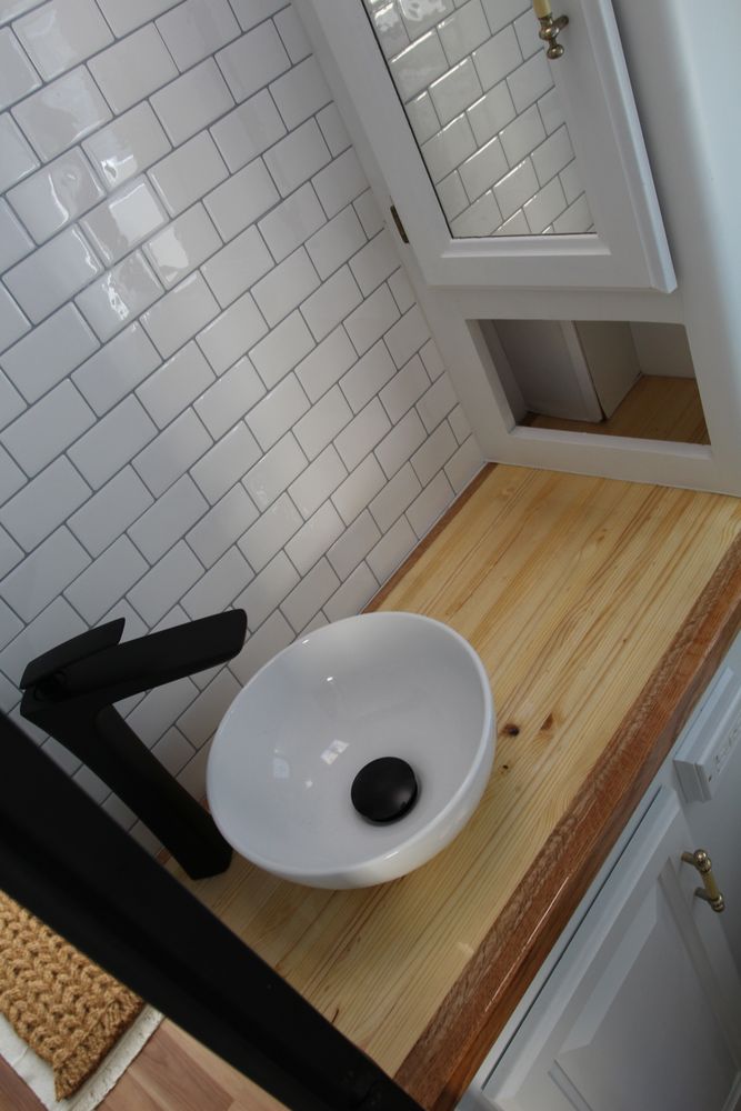 All Photos for Mauka to Makai RV Renovations in Los Angeles, CA