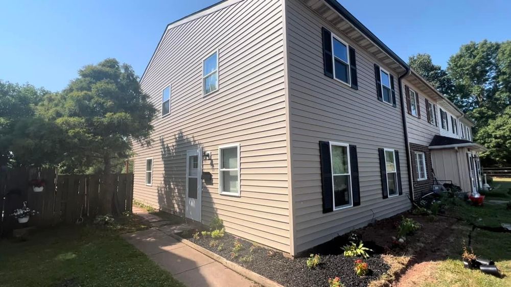 Enhance your home's exterior with our expert siding service. Choose from a variety of durable materials and styles to improve curb appeal and protect your investment for years to come. for Emerald Builders Inc in Royersford,  PA