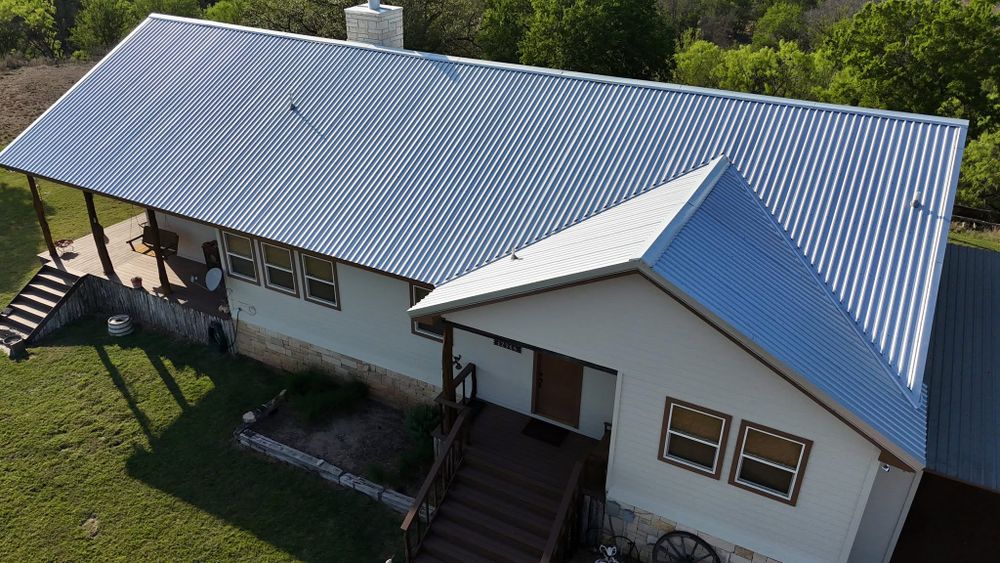 Metal roofs  for Barcenas Roofing & Remodeling in San Saba, TX