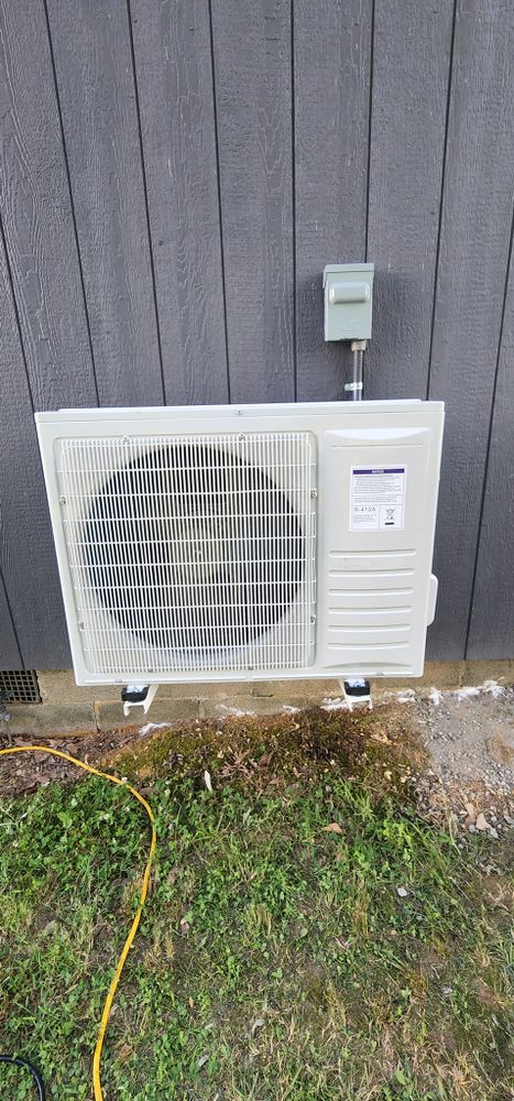 HVAC for Robby's Heat & Air  in Athens, TN