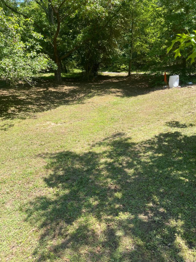 All Photos for Clark's Cuts Lawn Care in Lilburn, GA