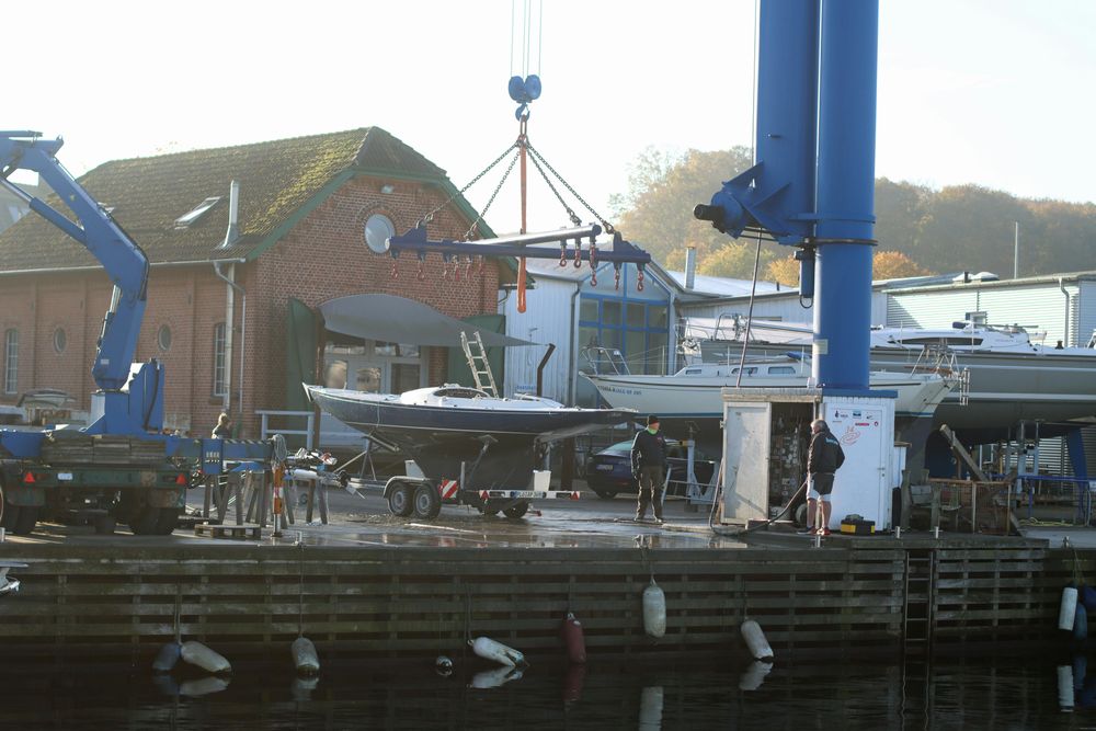 Our dock maintenance service ensures your waterfront property remains safe and appealing, with expert cleaning, repairs, and inspections to enhance durability and functionality for a worry-free aquatic experience. for 865 Divers  in Blaine, TN
