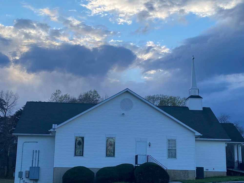 Pressure Washing for Detailed Power Washing & Holiday Lights in Fredericksburg, VA