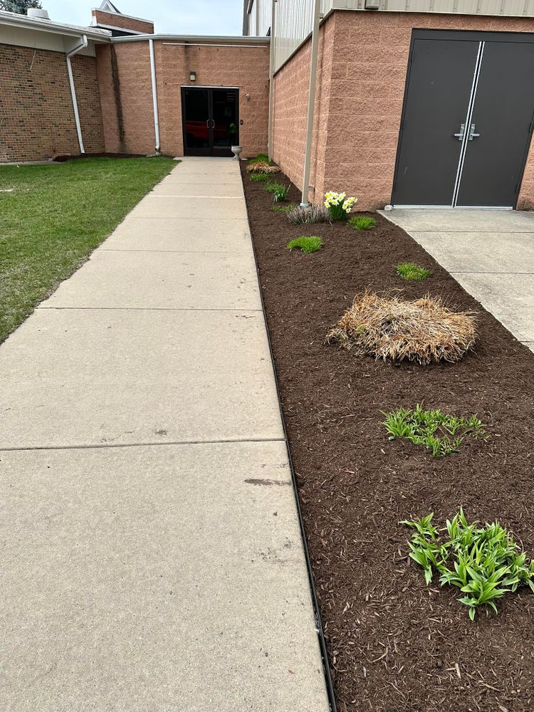 All Photos for Sargent's Lawn and Property Maintenance LLC in Lambertville, MI