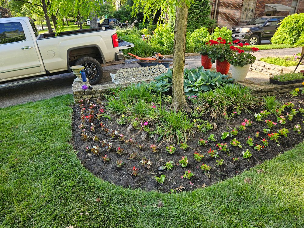 Landscaping for Double D Landscape Services in Columbus ,  OH