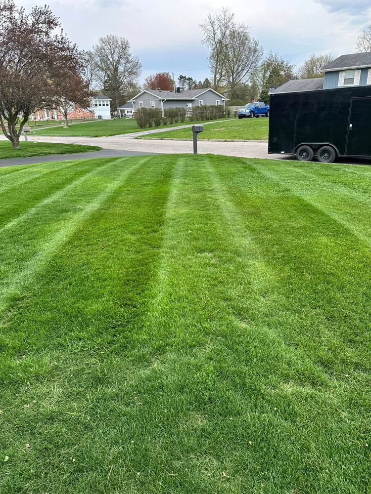 All Photos for Sargent's Lawn and Property Maintenance LLC in Lambertville, MI