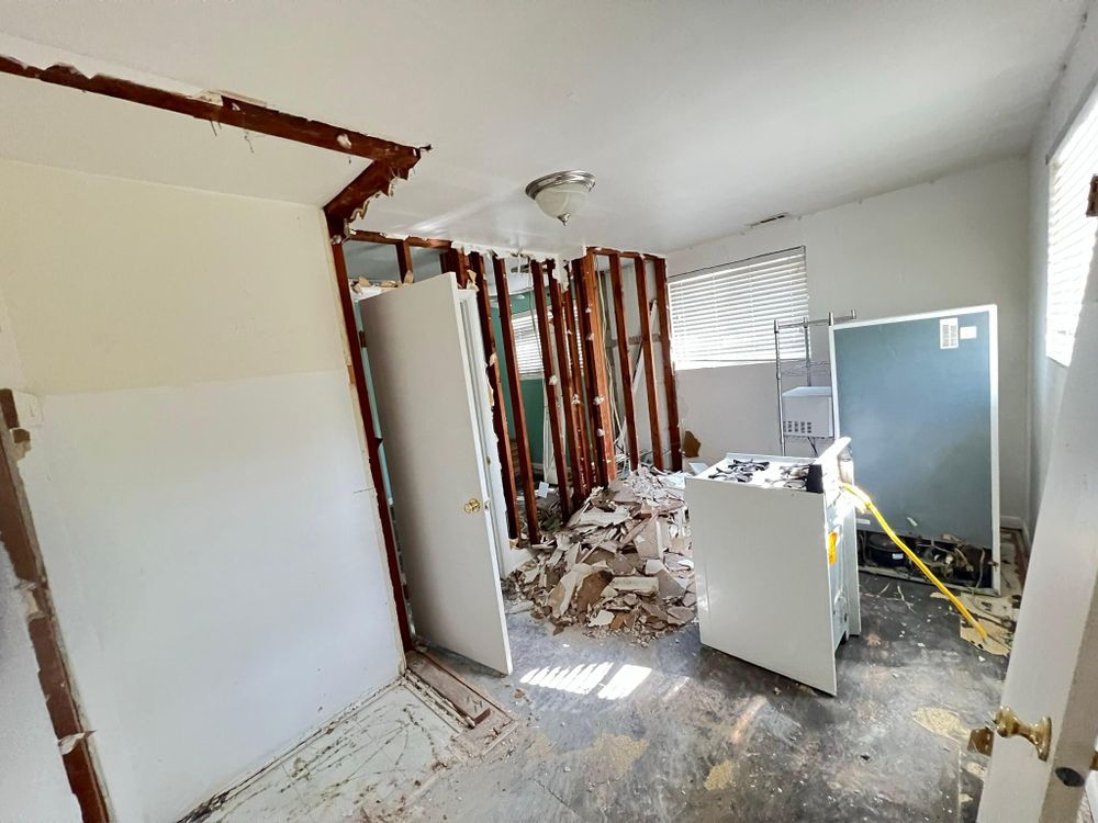 All Photos for Ferrer's Interiors in Centerton, AR