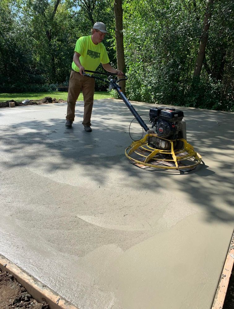Eversman Construction team in Faribault County, MN - people or person