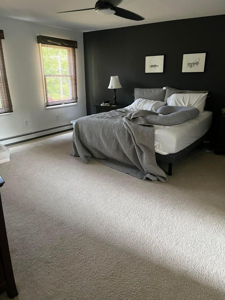 All Photos for Laura Mae Properties in Wolcott, CT