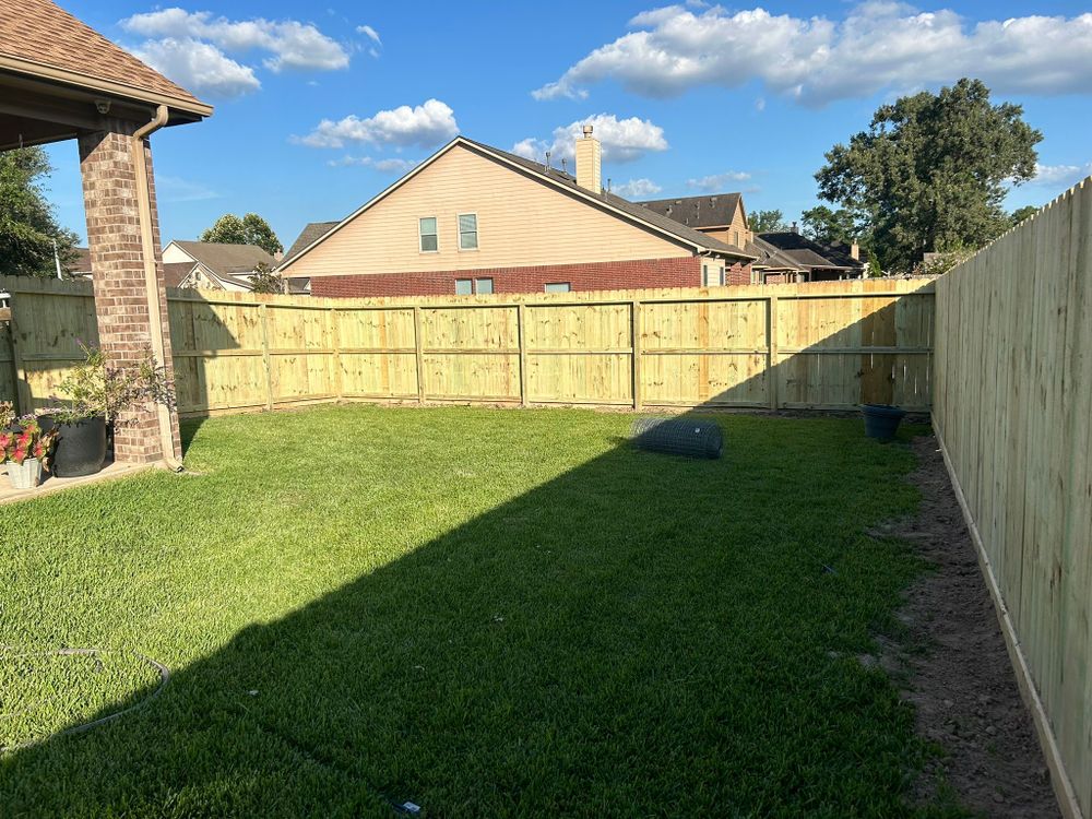 Fences for Ranch Off Fencing in Cleveland,  TX