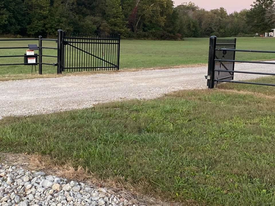 Fencing for B&J Fencing in Harviell, MO