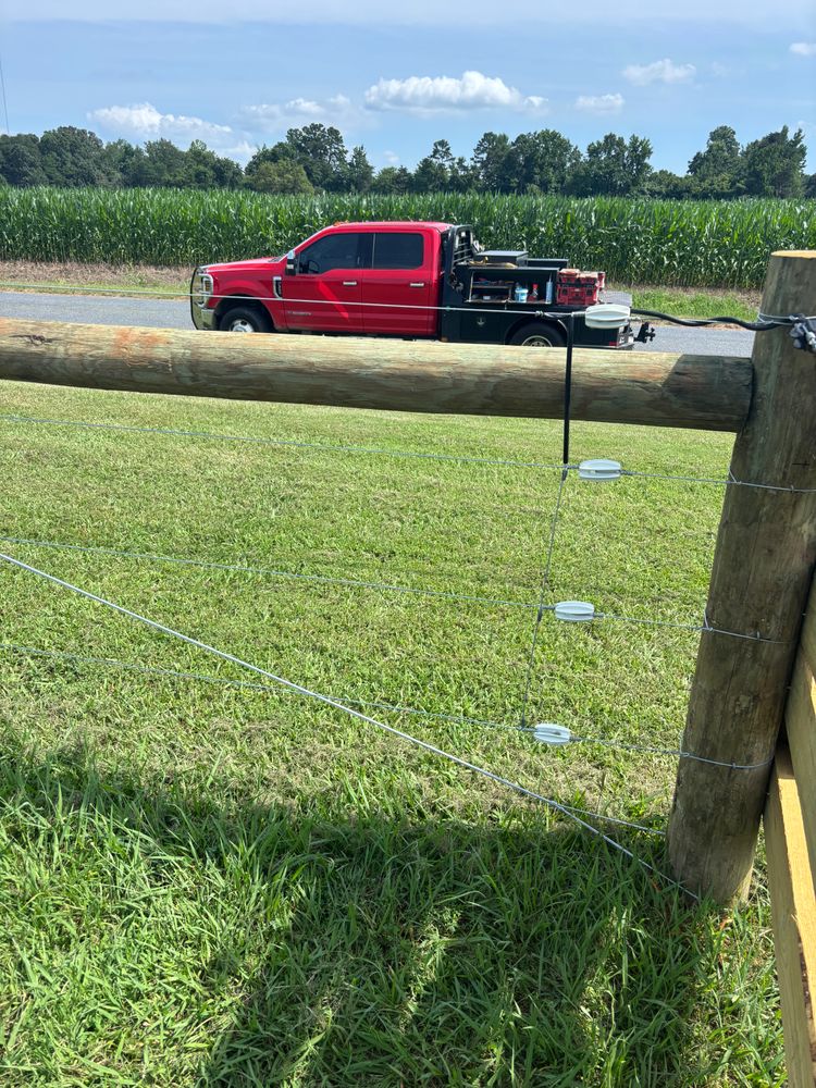 Fence for LB Fencing & Services in Archdale, NC