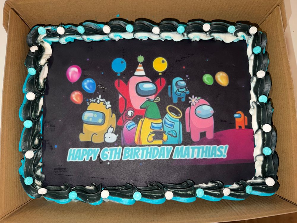 Custom Cakes and Cupcakes for Crumble Creations in Springfield, IL