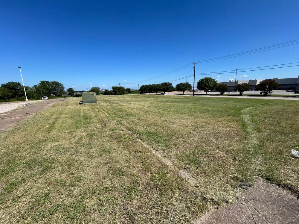 Our Commercial Lawn Care service ensures pristine, professional landscapes through meticulous mowing, fertilization, and pest control. Trust us to enhance curb appeal while maintaining a healthy and vibrant outdoor environment for your property. for D’s Lawncare in Killeen, TX