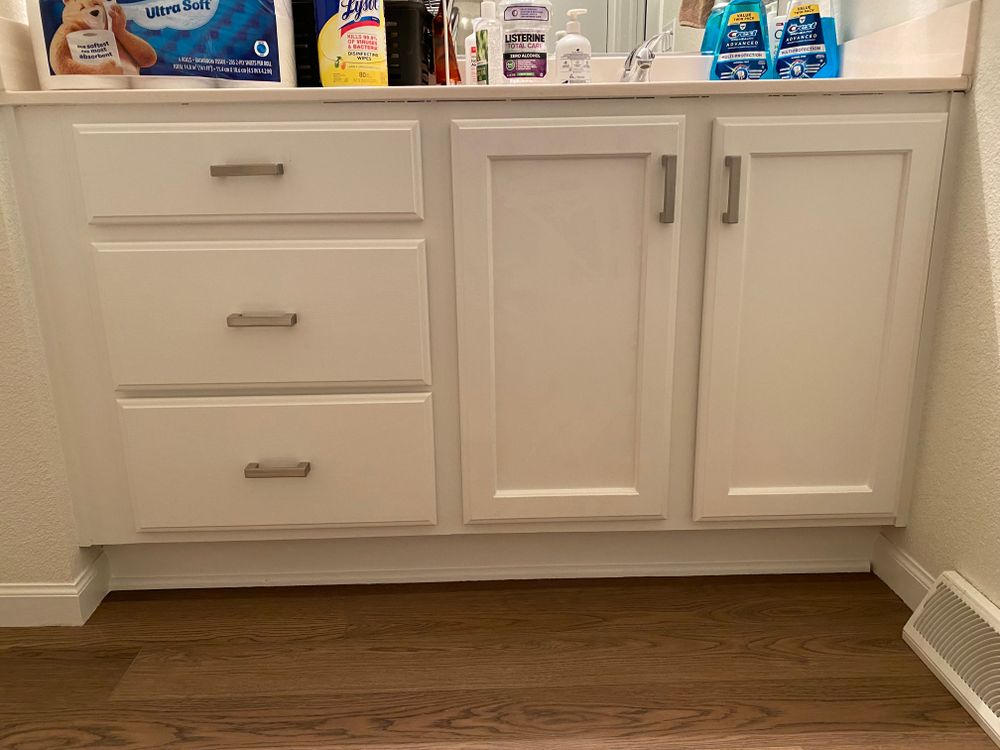 Cabinets for Paint Kings LLC in Sheboygan, WI