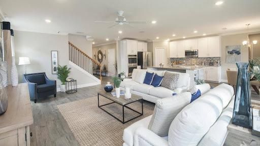 All Photos for Revitalize Real Estate in Tampa, FL