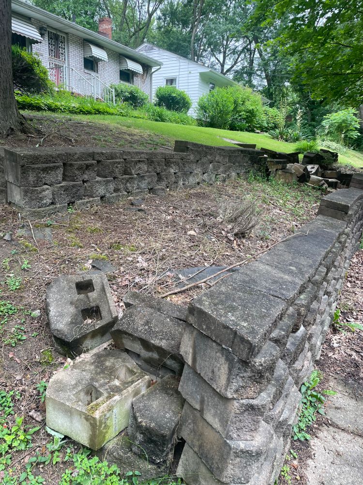 Natural Stone Hardscape for Youngstown Landscape and Design LLC in Canfield, OH