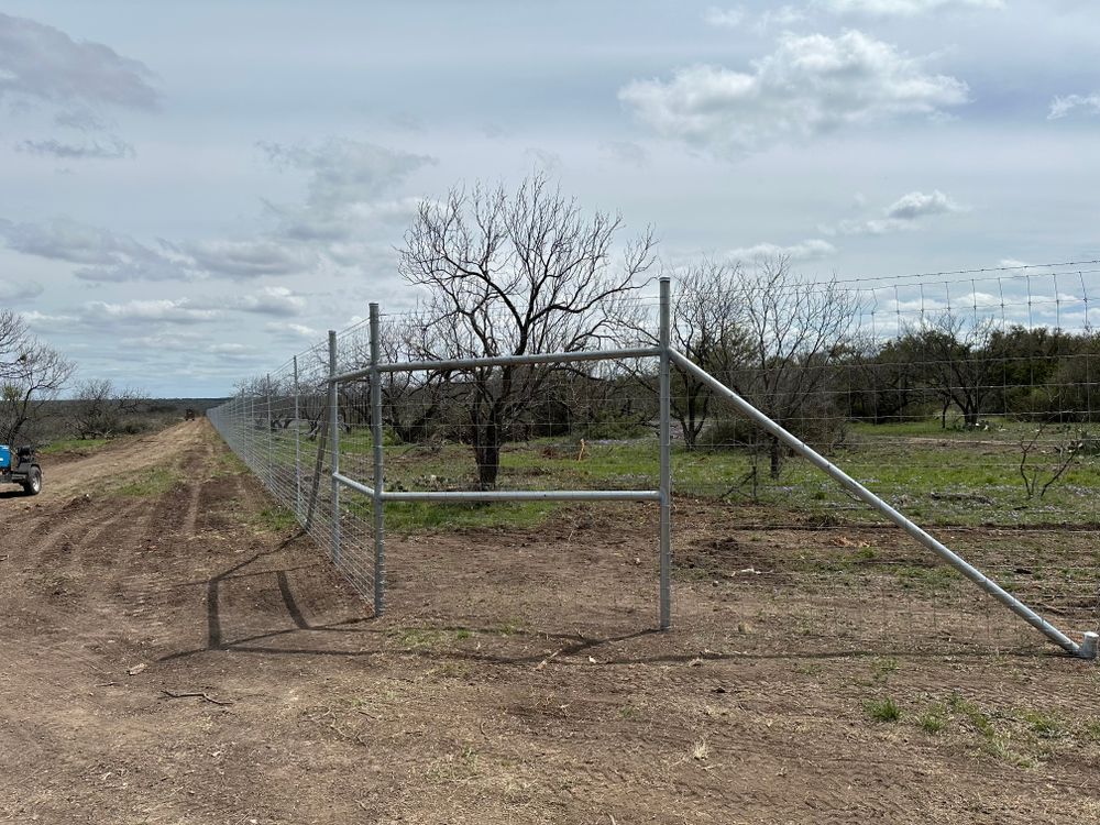All Photos for 5-7 Fencing & Construction in Madisonville, TX