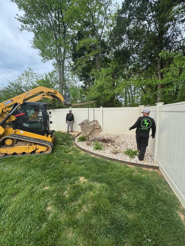 DIRT PLUS LLC team in Bowling Green, KY - people or person