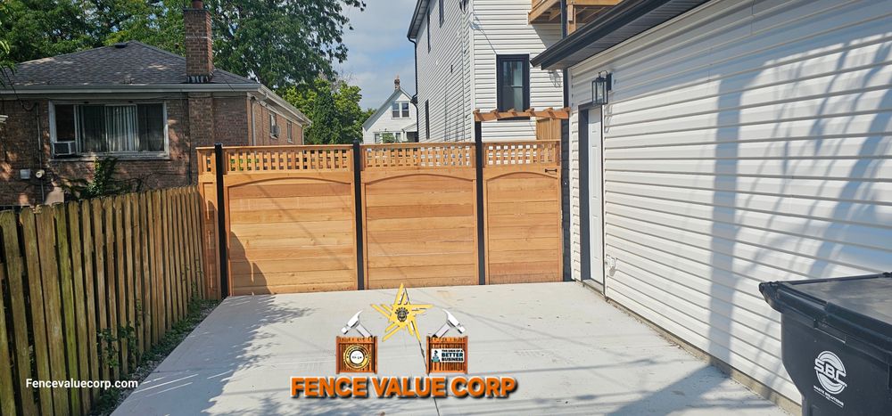 HORIZONTAL FENCES for Fence Value Corp in Chicago, IL