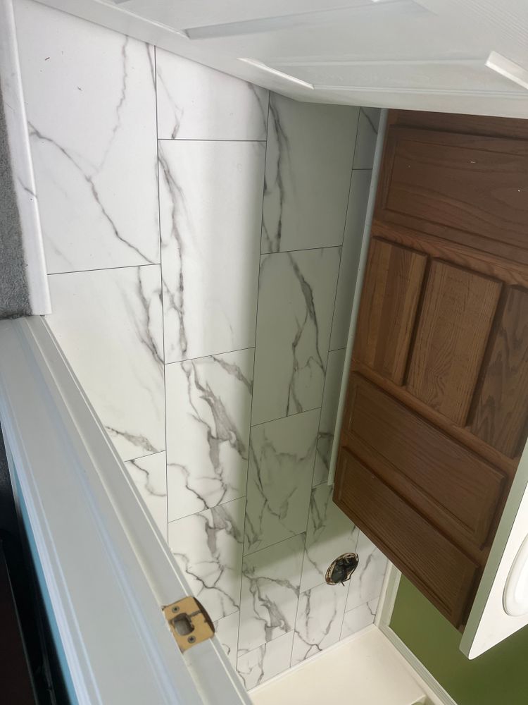 All Photos for Dib 896 Flooring in Dearborn Heights, MI
