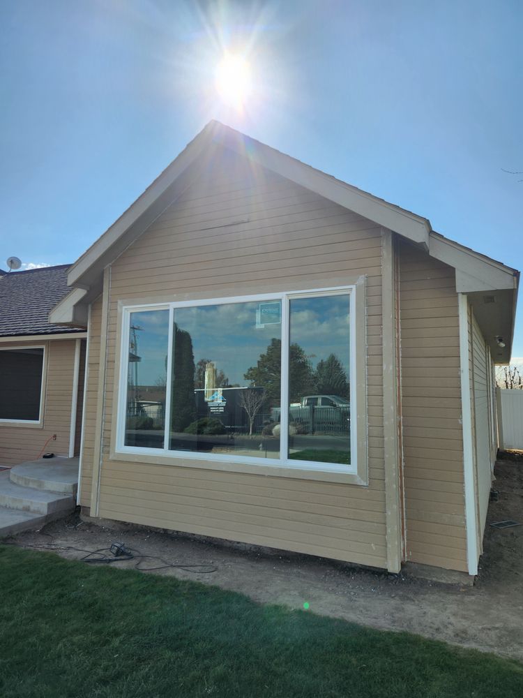 Hyatt window and siding upgrade for Custom Valley Construction   in Sunnyside, Washington
