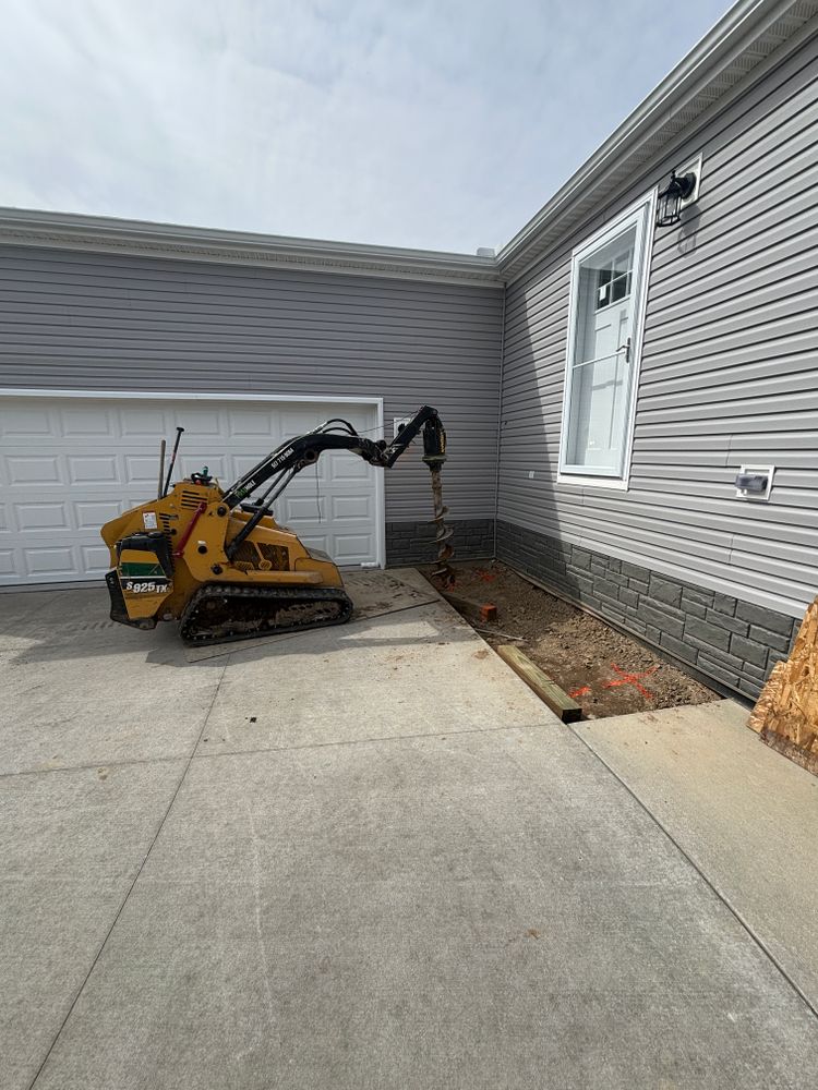 All Photos for Mr. Posthole in Howell, MI