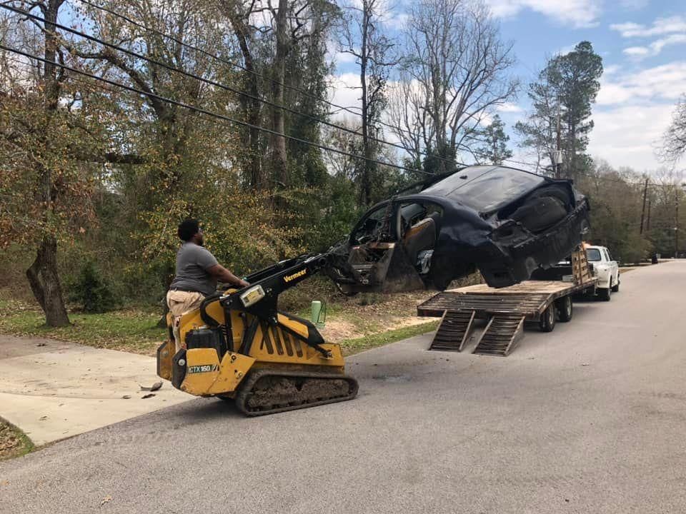 Appliance Removal for Outlaw Landscaping & Transport Company in Houston, TX