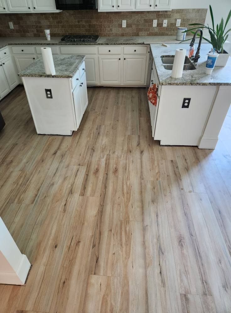 All Photos for Gunderson & Ranieri Remodeling & Rentals  in Columbia,  SC