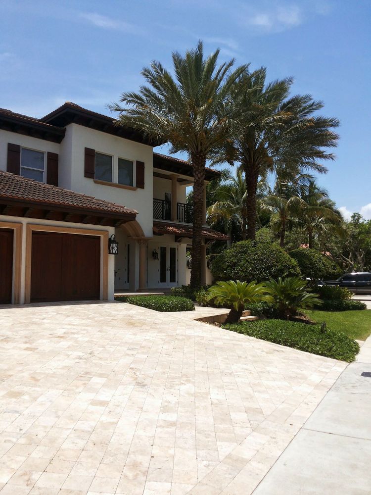 Landscaping for Tezna Landscaping, Trees & Pavers in Valrico, FL