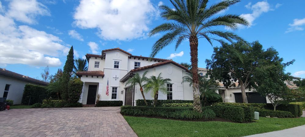 All Photos for L & J Palm Tree & Lawn Care Services in Jupiter, FL