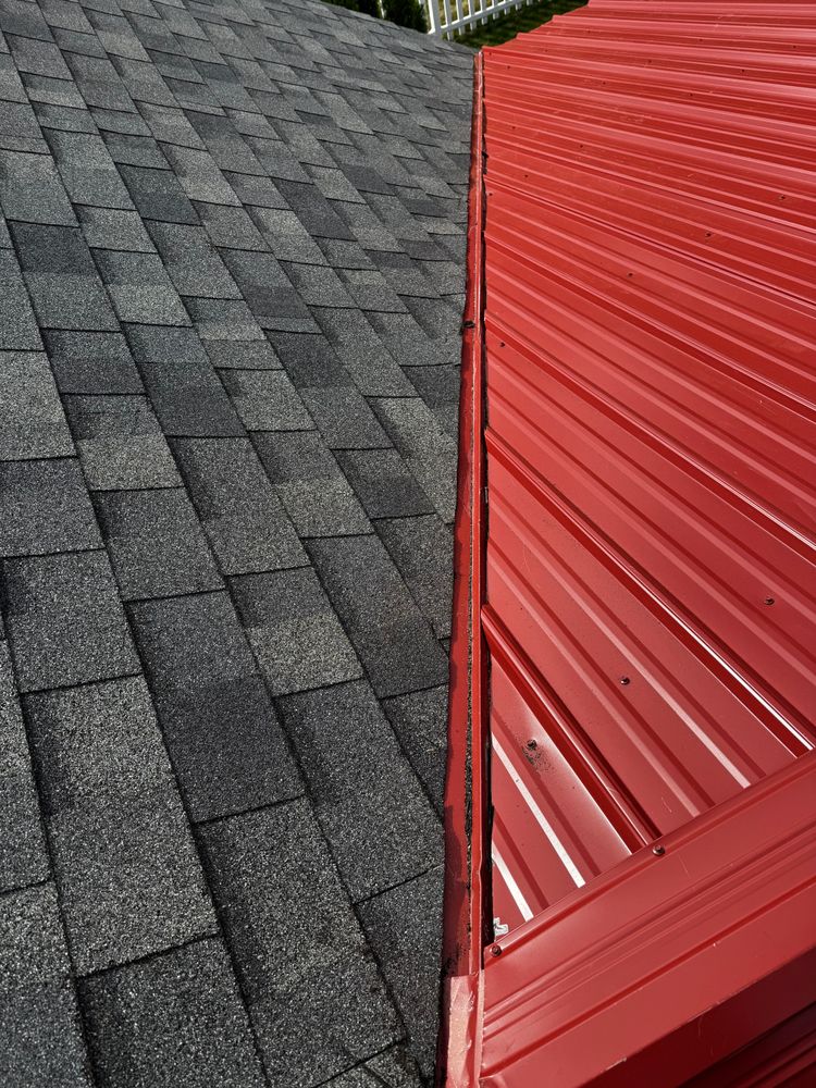 Roofing for Erie Builders & Construction in Sandusky, OH