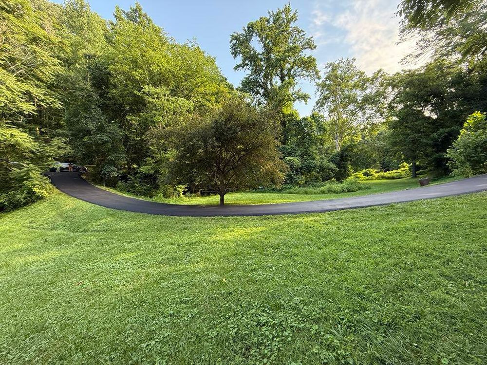 Asphalt and Paving for Absolute Asphalt, Paving & Sealcoating in Lebanon, TN