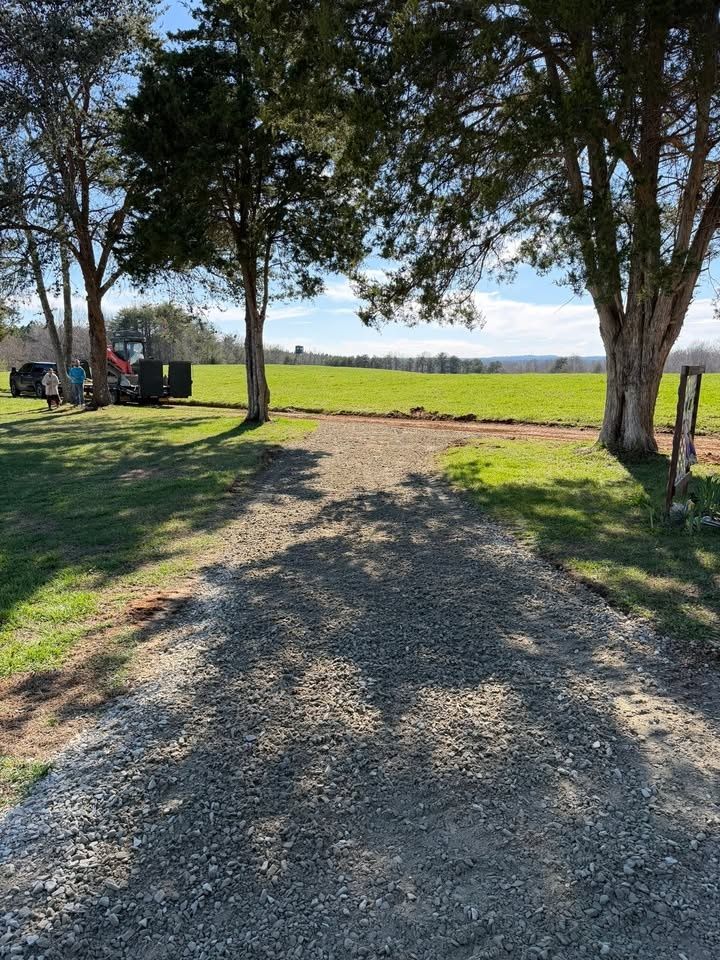 All Photos for Hunt’s Hauling & Landworks LLC in Danville, VA