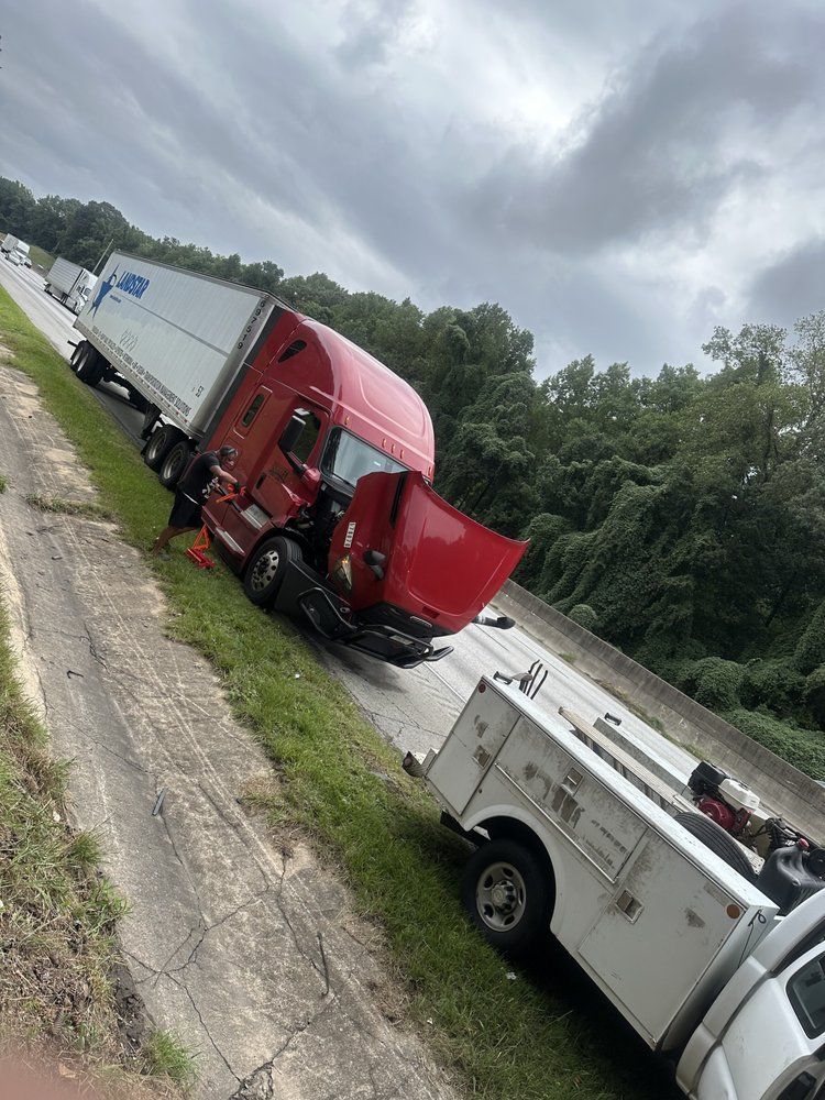 Our towing service provides prompt and reliable assistance, ensuring their vehicles are safely transported in case of breakdowns or accidents. for 24/7 Emergency Breakdown Assistance and Repair in Kennesaw, GA