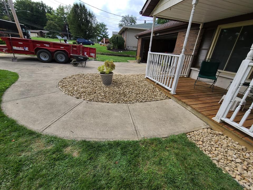 Landscaping for Craft & Sons Landscaping & Snow Removal in Mansfield, OH