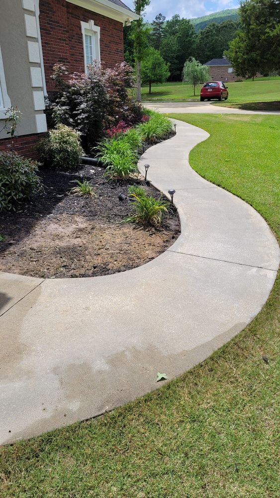 Driveways and Sidewalks for Perfect Pro Wash in Anniston, AL